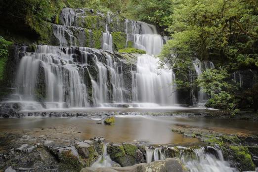 PurakaunuiFalls